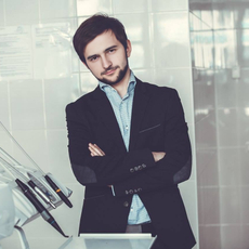 Бахия Иоанн Бадриевич, стоматолог-терапевт