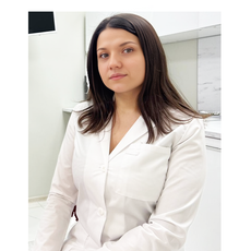 Евстифеева Елена Сергеевна, стоматолог-терапевт