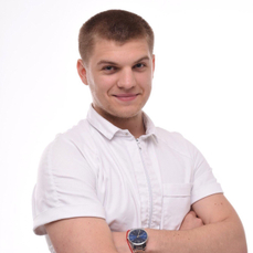 Шлемов Артем, стоматолог-терапевт