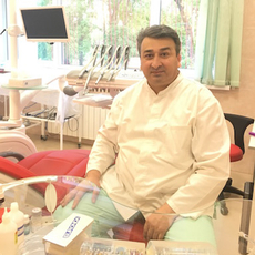 Магомедов Мансур Аскерович, стоматолог-терапевт