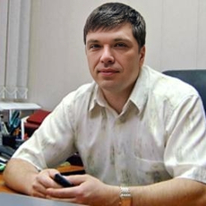 Саямов Александр Сергеевич, стоматолог-терапевт