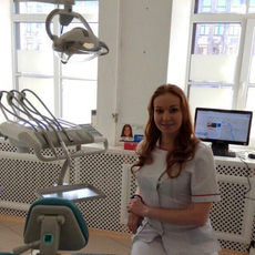 Латыпова Ксения Александровна, стоматолог-терапевт