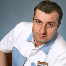 Гаспарян Меружан Гургенович, стоматолог-хирург