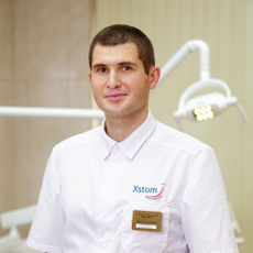 Каламкаров Артем Арутюнович, стоматолог-терапевт