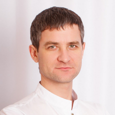 Чмыров Роман Александрович, стоматолог-ортопед