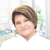 Волкова Оксана Викторовна, стоматолог-терапевт