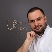 Куров Олег Анатольевич, стоматолог-хирург