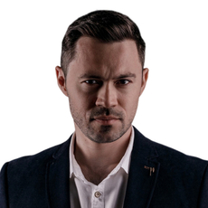 Слесарев Павел Игоревич, пластический хирург