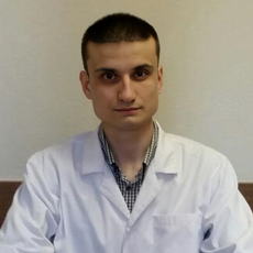 Федотов Роман Геннадьевич, стоматолог-терапевт