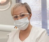 Емелина Ирина Анатольевна, стоматолог-терапевт