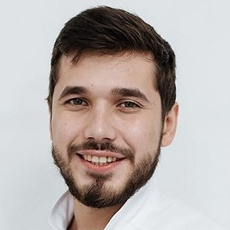 Мехтиев Багир Мухтарович, стоматолог-терапевт