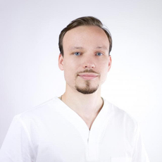 Крахмалов Юрий Юрьевич, стоматолог-хирург