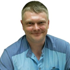 Коротнев Илья Владимирович, стоматолог-хирург