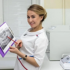 Кумрукова Екатерина Васильевна, стоматолог-ортопед