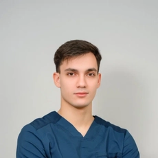 Долаков Лорс Русланович, стоматолог-ортопед