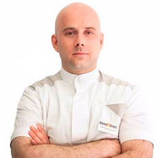 Грибоедов Павел Олегович, стоматолог-хирург