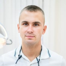 Климов Константин Владимирович, стоматолог-хирург