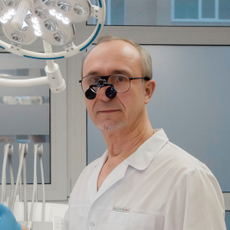 Подоплелов Сергей Михайлович, стоматолог-терапевт