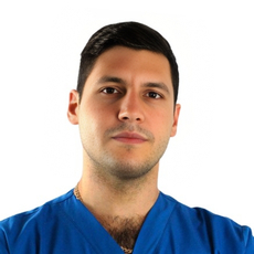 Гринис Георгий Эдуардович, хирург