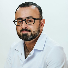 Локк Гурген Владиславович, стоматолог-терапевт