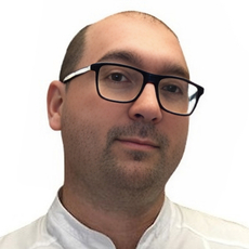 Чика Вадим Сергеевич, стоматолог-терапевт