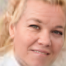 Урман Жанна Сергеевна, стоматолог-терапевт