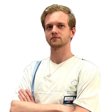 Скворцов Даниил Олегович, стоматолог-терапевт