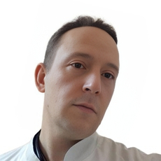 Савинков Павел Сергеевич, нейрохирург