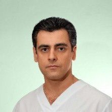 Аракелян Давид Александрович, стоматолог-терапевт