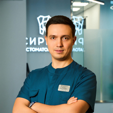 Ханбиков Булат Наилевич, стоматолог-хирург