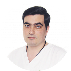 Власов Михаил Арменакович, стоматолог-хирург