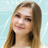 Выслюк Юлия Сергеевна, стоматолог-терапевт