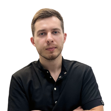 Николаенко Александр Андреевич, стоматолог-хирург