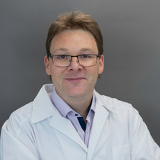 Ибраев Анатолий Томасович, дерматолог