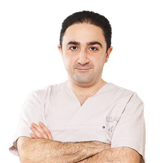 Назарян Давид Назаретович, стоматолог-хирург
