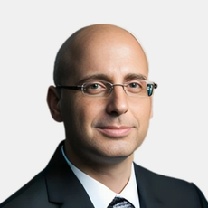 Хамцани Янив, ЛОР-хирург