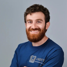 Мовсесян Вагаршак Гакикович, стоматолог-ортопед