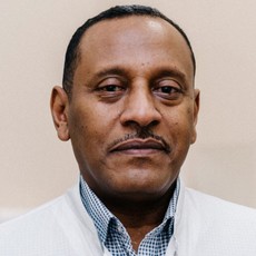 Авад Ахмед Мохамед, гинеколог