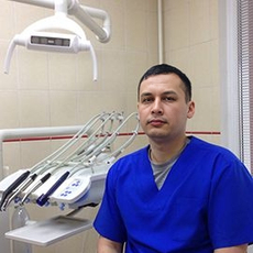 Валеев Артур Марсович, стоматолог-терапевт