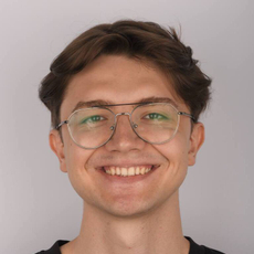 Кубрин Адам Дмитриевич, стоматолог-терапевт