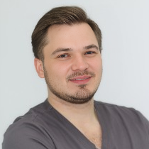 Ищенко Александр Владимирович, стоматолог-хирург