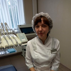 Попович Елена Анатольевна, стоматолог-терапевт