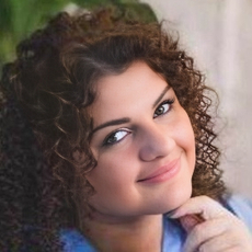 Полякова Оксана Александровна, детский массажист