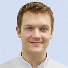 Глушаков Вячеслав Александрович, стоматолог-хирург