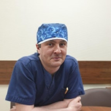 Липинский Денис Владимирович, стоматолог-хирург