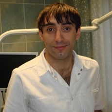 Закаров Амин Магомедович, стоматолог-терапевт