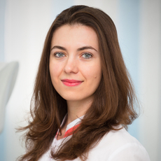 Гапонова (Докучаева) Ольга Сергеевна, стоматолог-терапевт