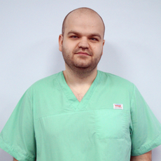 Яковлев Евгений Александрович, стоматолог-хирург