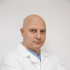 Закарян Артур Владимирович, стоматолог-хирург