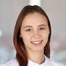 Портнова Александра Романовна, стоматолог-хирург